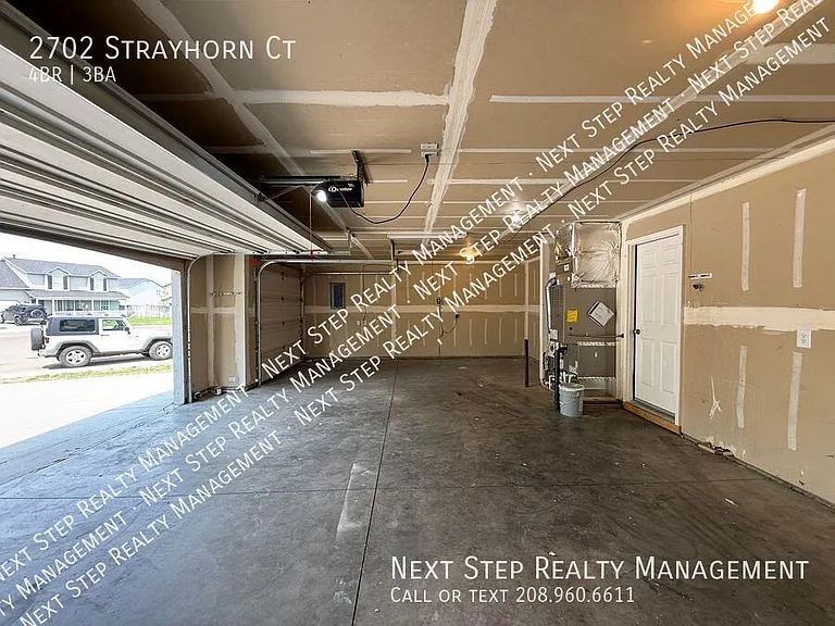 2702 Strayhorn Ct — Photo 23