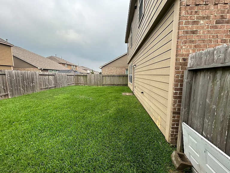 23446 Azalea Hill Trl — Photo 7