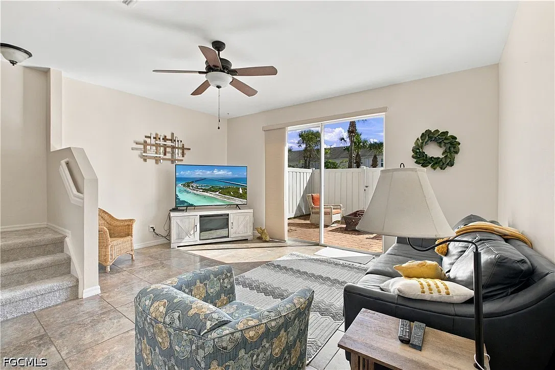 2 bed, 2.5 bath, 1447 sqft, $1,725 — Photo 4