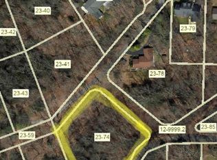 221 S Hills Dr, Oak Hill, WV 25901