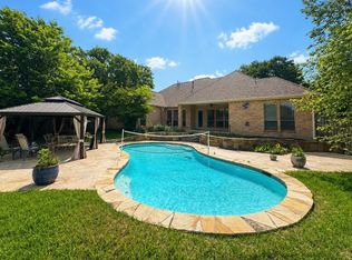 9763 Rock Dove Cir, Fort Worth, TX 76244