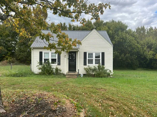 5167 Hoover Hill Rd, Trinity, NC 27370