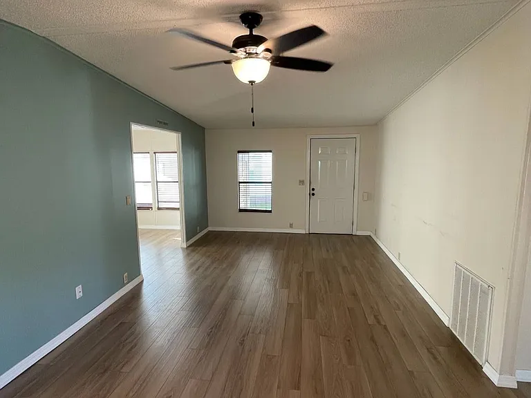407 Whisper Oaks Dr #407 — Photo 29