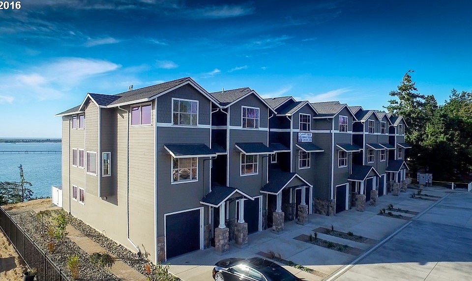2nd image of 1350 Seagate Ave