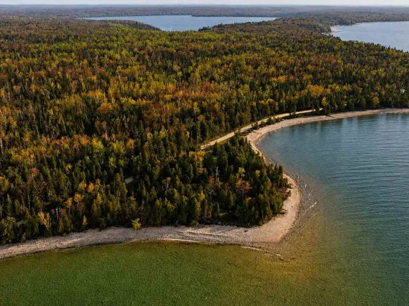 27150 S End Rd, Beaver Island, MI 49782
