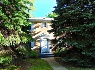 667 Park Ave W, Highland Park, IL 60035