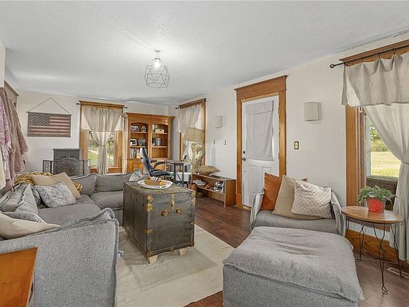 3rd image of 6274 NW Thornton Rd