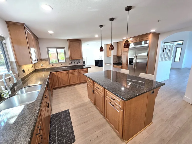 8531 Tyler St — Photo 7