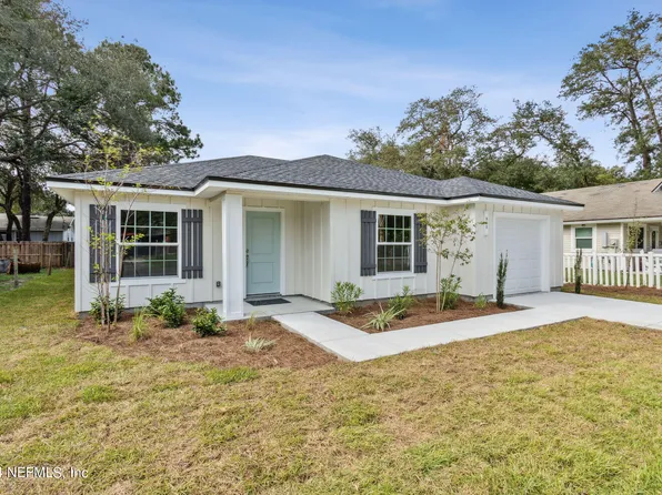 905 S 12th St, Fernandina Beach, FL 32034