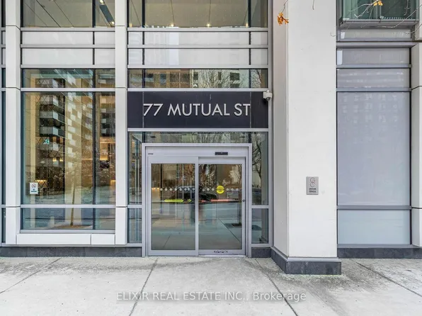77 Mutual St #1610, Toronto, ON M5B 0B9