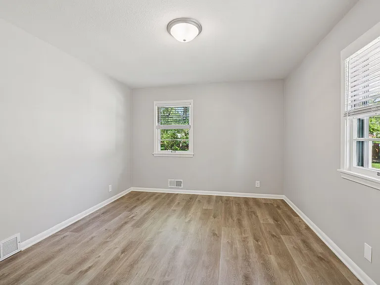 6416 Wilryan Ave — Photo 19