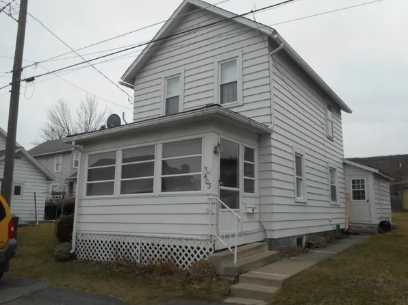 403 3rd St, Olyphant, PA 18447