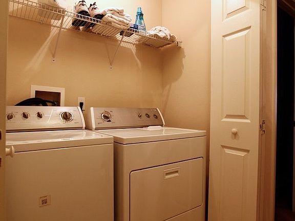 4th image of 3770 Collingwood Ln