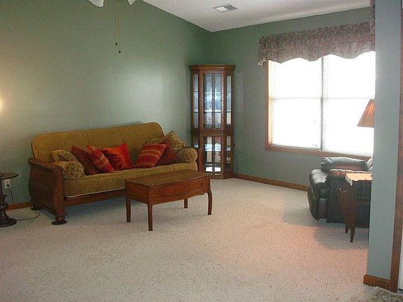 2nd image of 8788 Westwood Dr