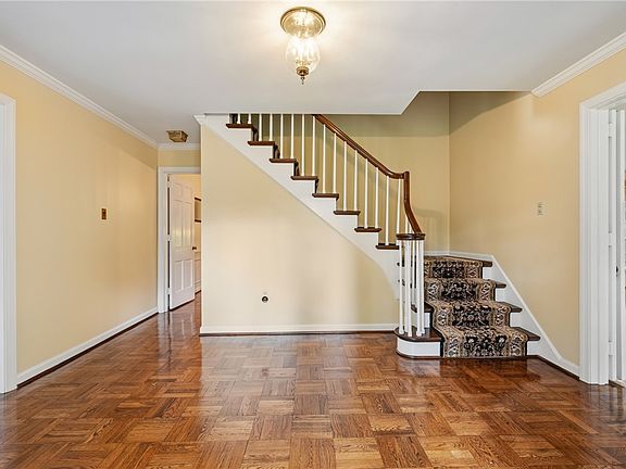 2nd image of 641 Pine Rd