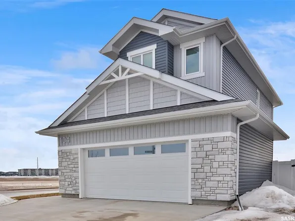 104 Forsey AVENUE, Saskatoon, SK S7W 1C8