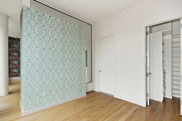 Rented by Artis Network Consulting & Real Estate Services Corp | media 13