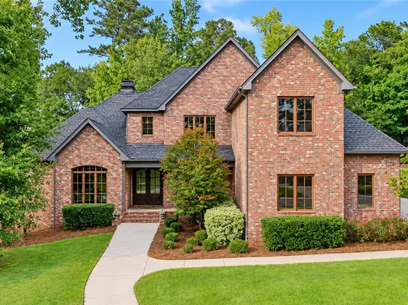 1412 Falls Crest Dr, Auburn, AL 36830