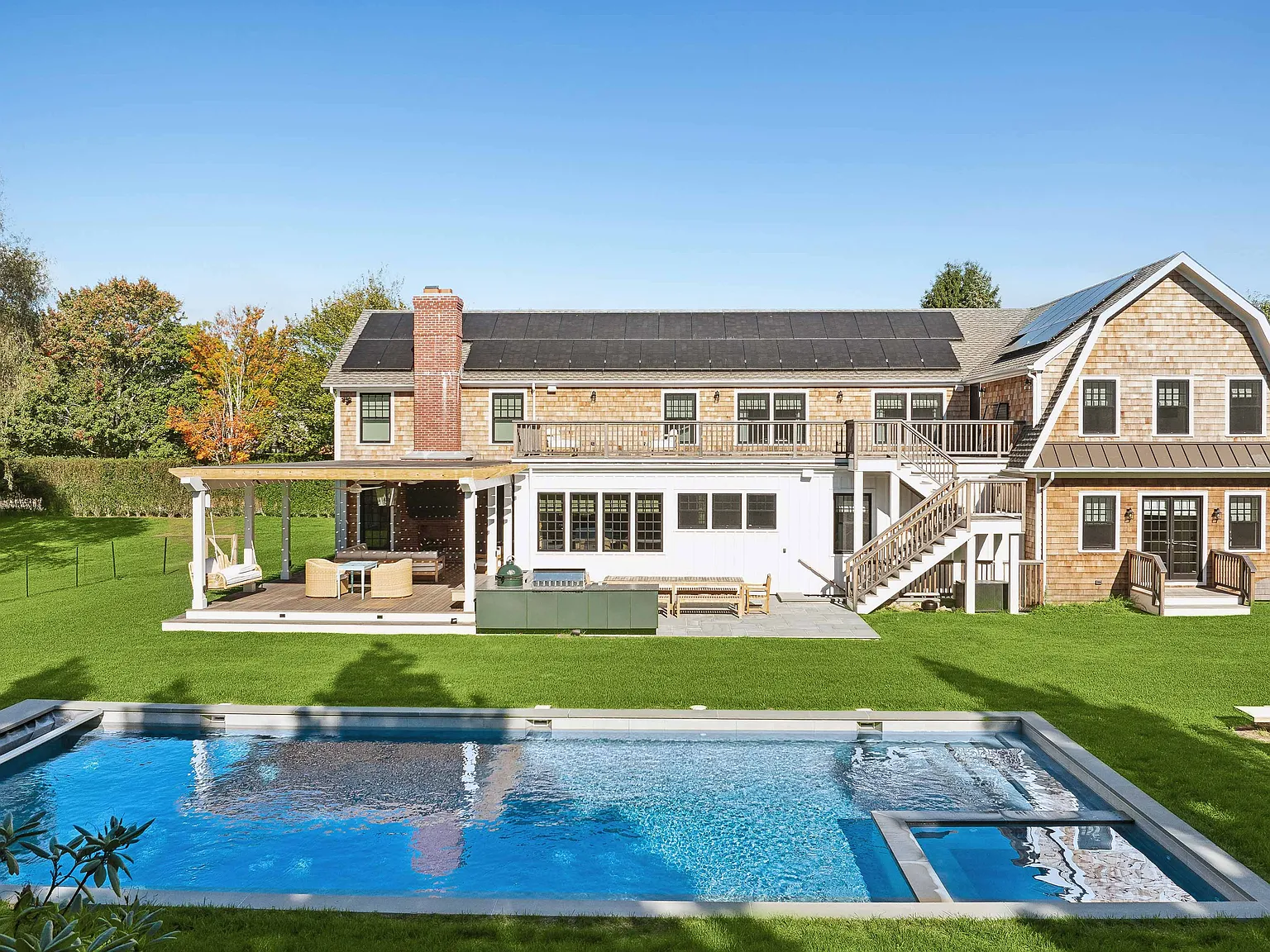 Recently Renovated Bridgehampton Retreat — Photo 1