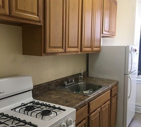 3rd image of 590 Ocean Ave APT 3C