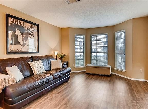 5th image of 13215 Tamayo Dr