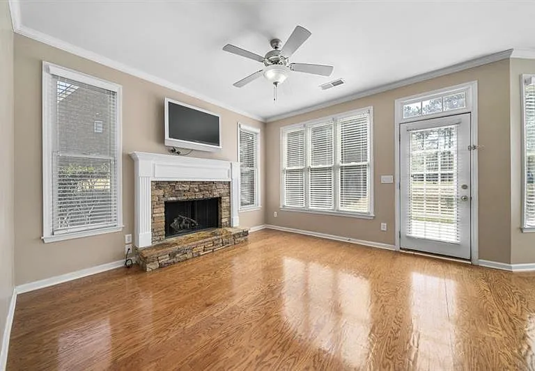130 Candler Ct — Photo 22