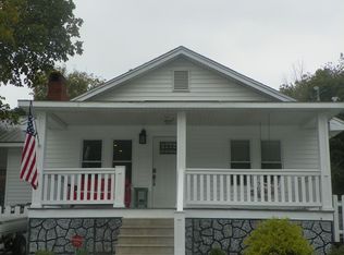 73 Blackburn St, Betsy Layne, KY 41605