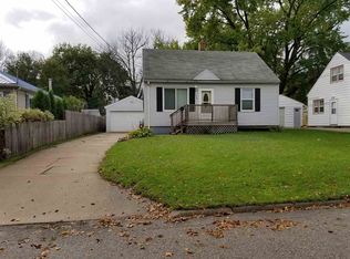 1028 Amherst Ave, Waterloo, IA 50702