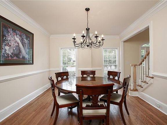 5th image of 3715 Foxmoor Cir