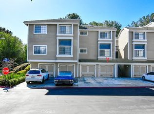 8212 Mainsail Dr UNIT 202, Huntington Beach, CA 92646