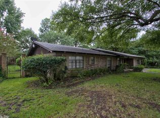 2 Lambeth Pl, Texarkana, TX 75503