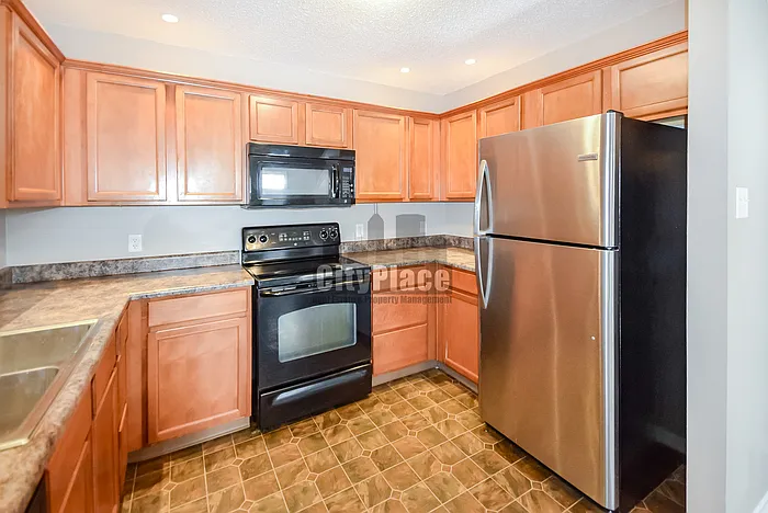954 Brookstone Dr — Photo 10