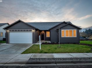 210 Wil Way, Winston, OR 97496