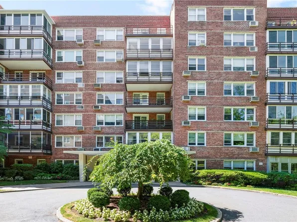 3 Washington Square #1D, Larchmont, NY 10538