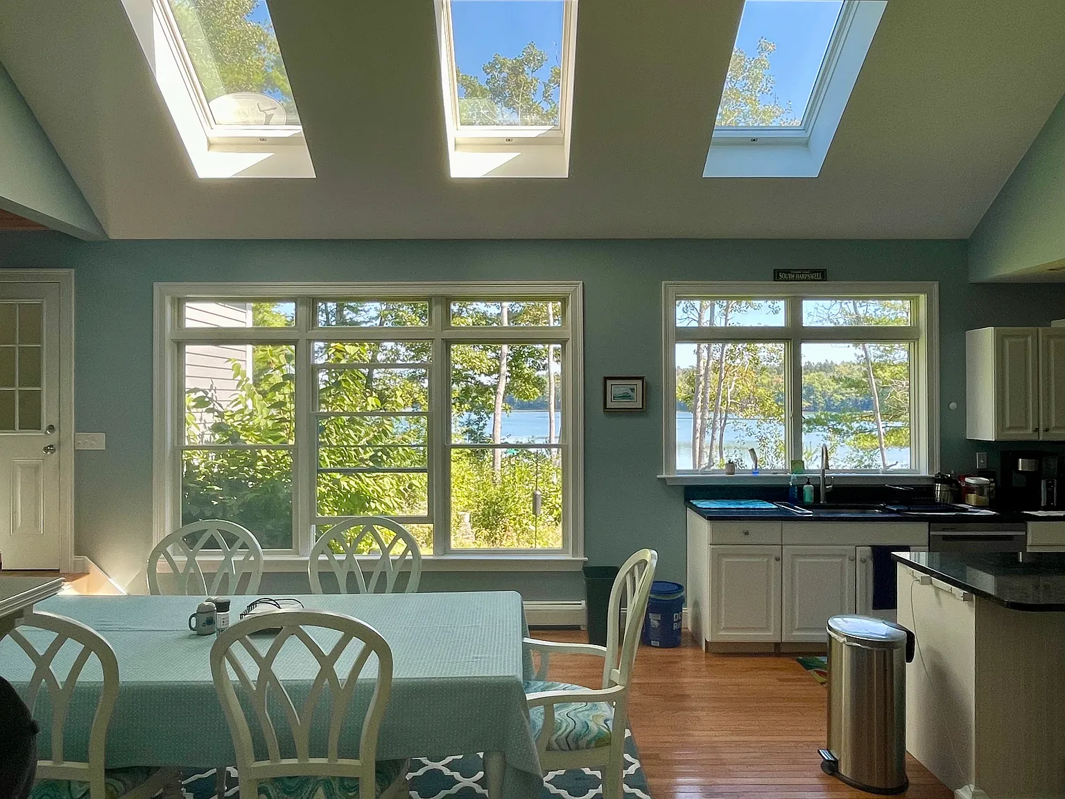 28 Sanjoy Ln — Photo 3
