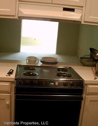 5th image of 2905 Fawnwood Cir