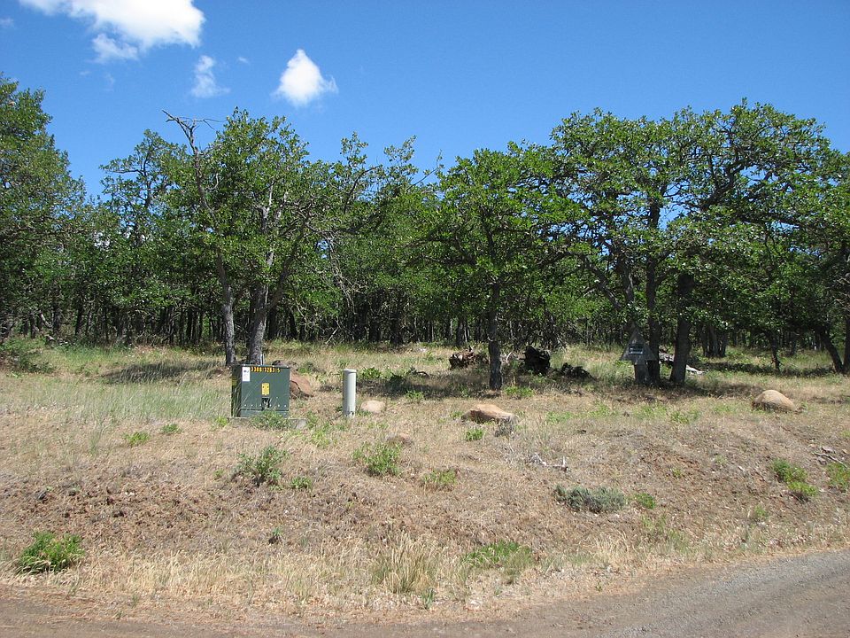 Utilities at lot