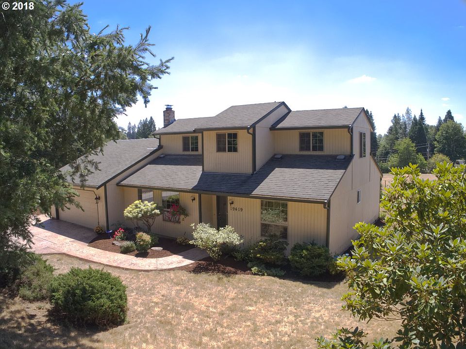 1st image of 19419 NE 109th St