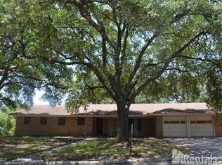 4006 Willowbrook Dr, San Antonio, TX 78228