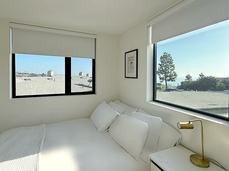 Guest bedroom with whitewater views