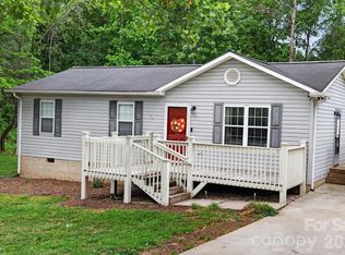 2308 Walt Arney Rd, Lenoir, NC 28645