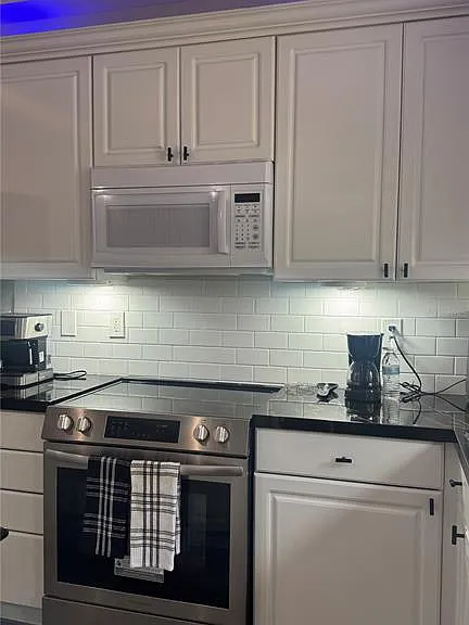 2015 Grand Oak Dr — Photo 4