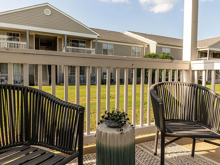 Private balcony/patio