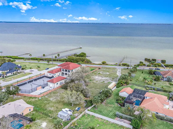 5715 S Tropical Trl, Merritt Island, FL 32952