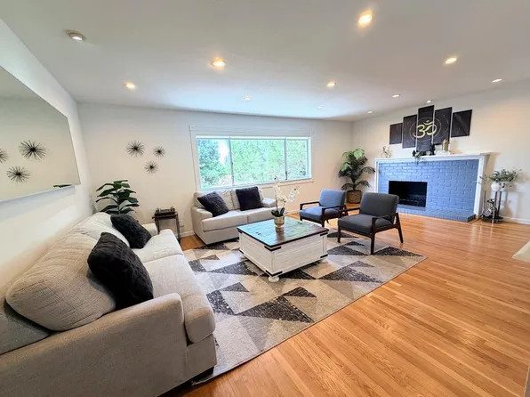 29793 Holiday St, Hayward, CA 94544