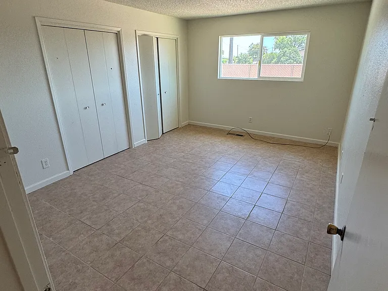 4504 E Clayton Ave — Photo 14