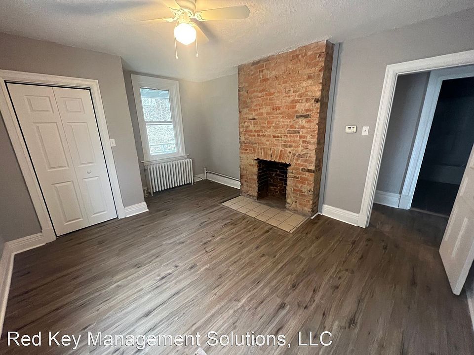 1st image of 745 Florence Ave #2