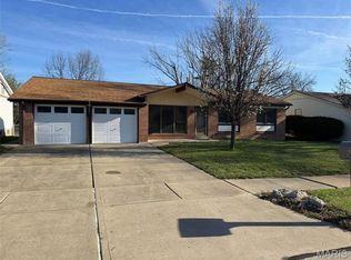 2469 Whitshire Dr, Saint Louis, MO 63129