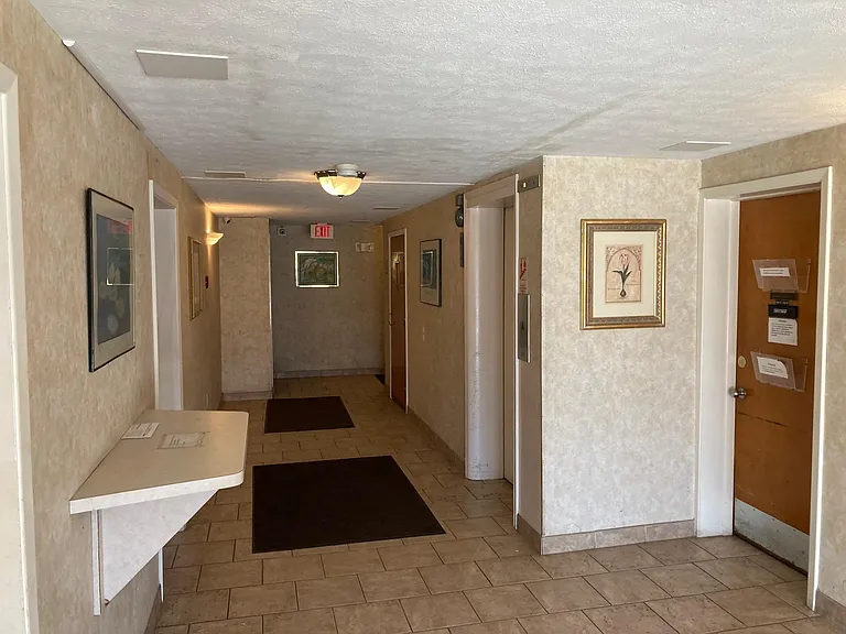 1821 Lee Rd #202 — Photo 6