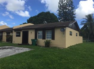 20121 NW 28th Ct, Miami Gardens, FL 33056